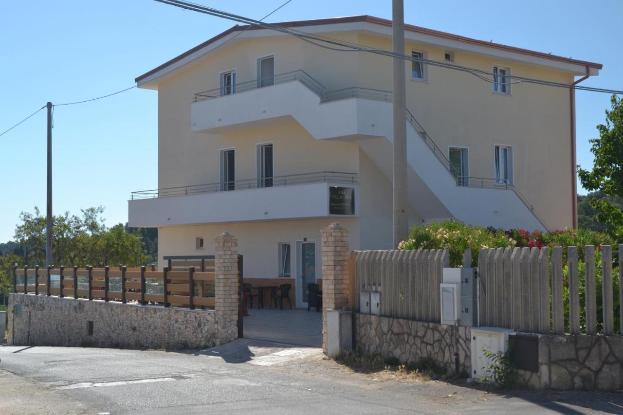 Villa Uria Monolocali Con E Senza Angolo Cottura Ischitella Buitenkant foto